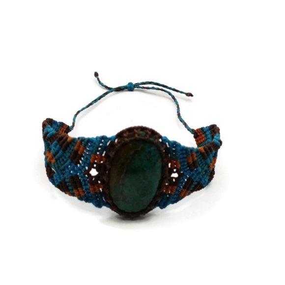 Handmade Bracelet Woven in Macrame Thread and Turquoise Natural Stone Spiritual - Picture 6 of 9